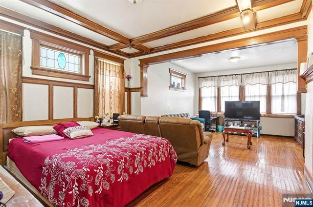 73-75 Knickerbocker Avenue, Paterson, NJ 07503