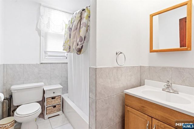 73-75 Knickerbocker Avenue, Paterson, NJ 07503