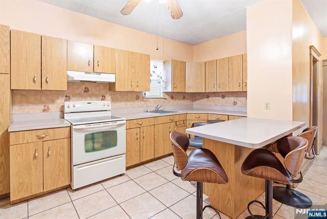 73-75 Knickerbocker Avenue, Paterson, NJ 07503