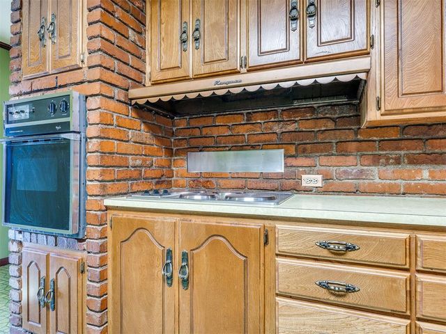 1404 Rinehart Drive, El Reno, OK 73036