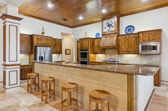 271 Dennis Bailey Lane, Heath, TX 75032