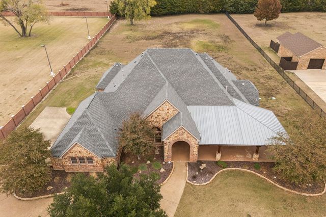 271 Dennis Bailey Lane, Heath, TX 75032
