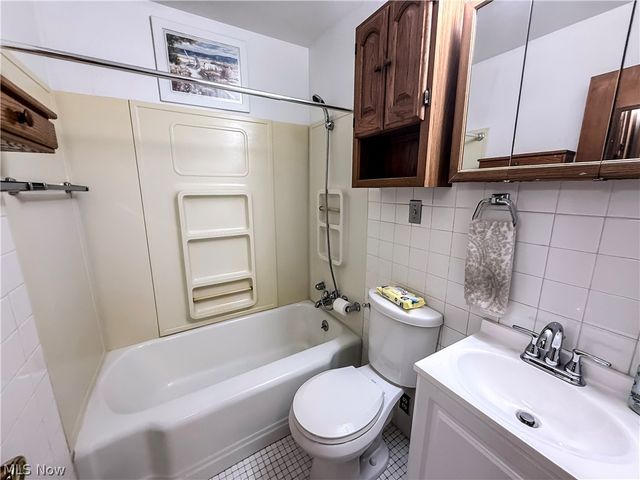 3567 williamstown Pike, Williamstown, WV 26187