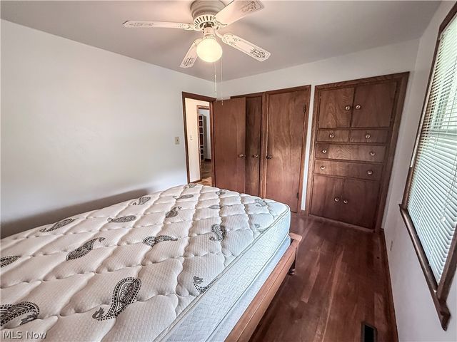 3567 williamstown Pike, Williamstown, WV 26187