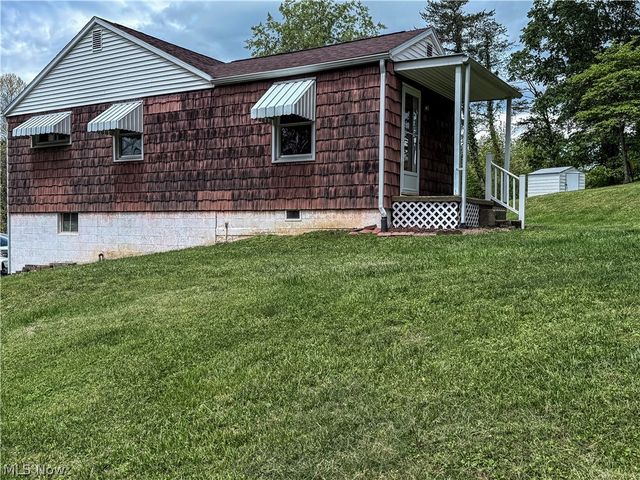 3567 williamstown Pike, Williamstown, WV 26187