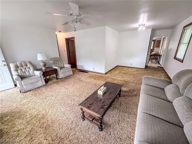 3567 williamstown Pike, Williamstown, WV 26187