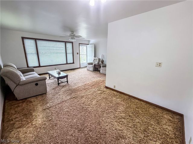 3567 williamstown Pike, Williamstown, WV 26187