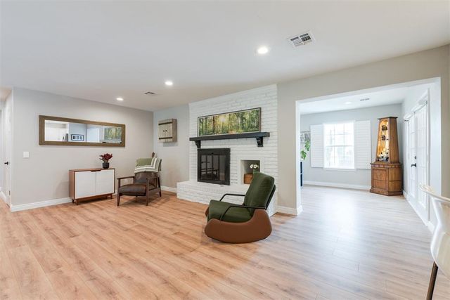 2700 Abbey Road, Oklahoma City, OK 73120
