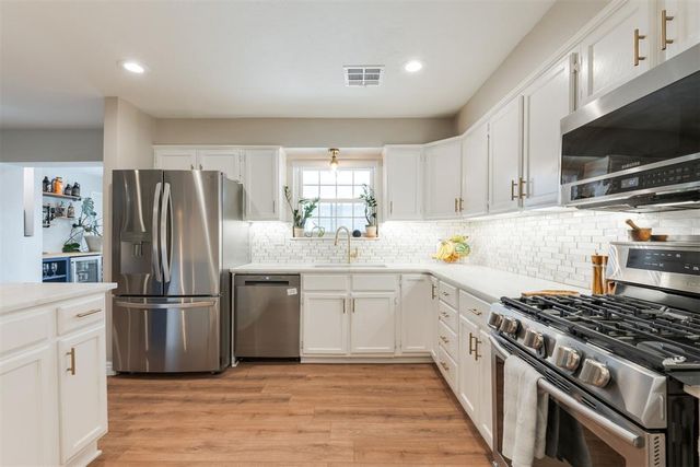 2700 Abbey Road, Oklahoma City, OK 73120