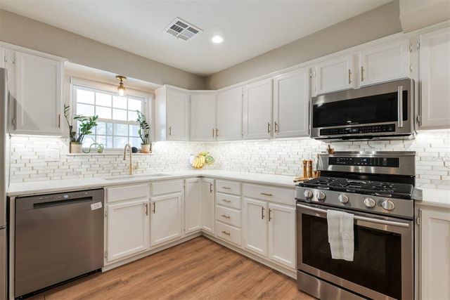 2700 Abbey Road, Oklahoma City, OK 73120