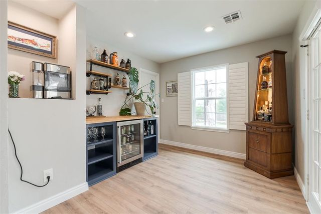 2700 Abbey Road, Oklahoma City, OK 73120
