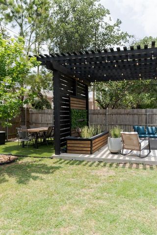 2700 Abbey Road, Oklahoma City, OK 73120