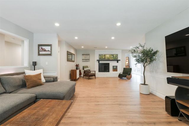 2700 Abbey Road, Oklahoma City, OK 73120