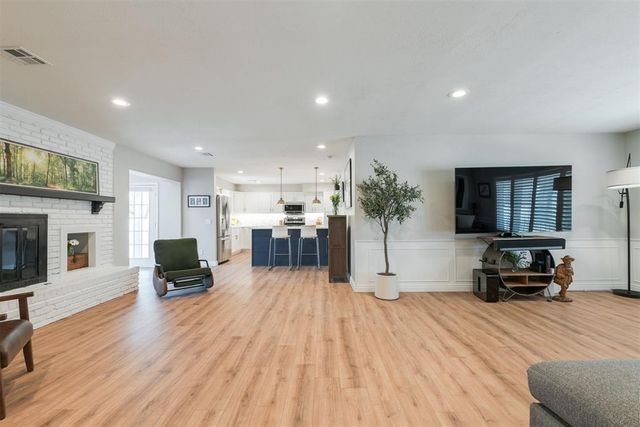 2700 Abbey Road, Oklahoma City, OK 73120
