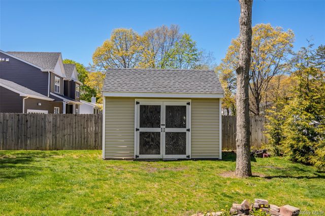 405 Puritan Drive, Yaphank, NY 11967