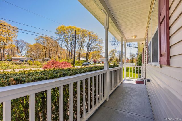 405 Puritan Drive, Yaphank, NY 11967