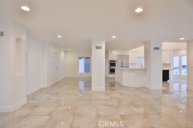 4223 Don Felipe Drive, Los Angeles, CA 90008