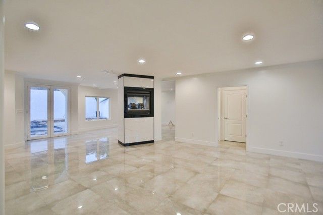 4223 Don Felipe Drive, Los Angeles, CA 90008