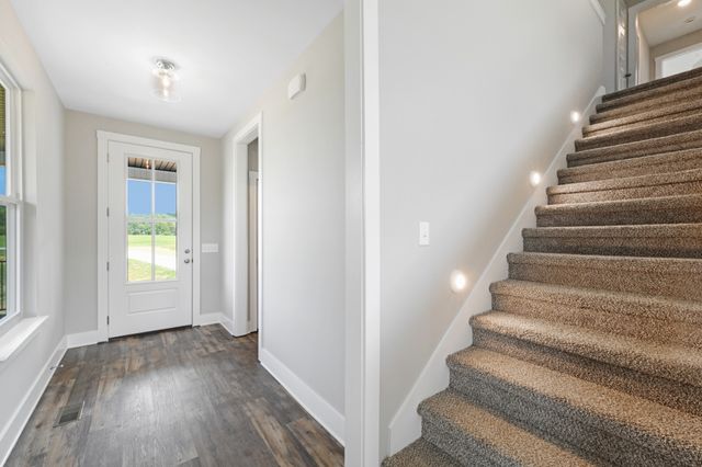 1055 Mustang Ct, Springfield, TN 37172