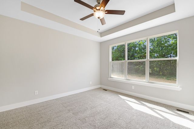 1055 Mustang Ct, Springfield, TN 37172