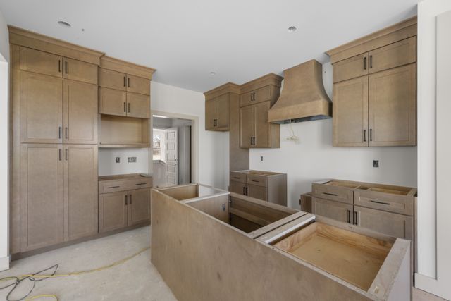 1055 Mustang Ct, Springfield, TN 37172