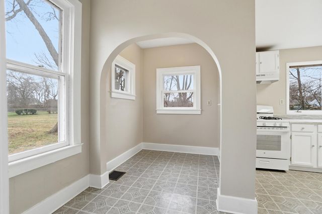 2424-2426 E High Street 2424-2426 E High Street, Springfield, OH 45505