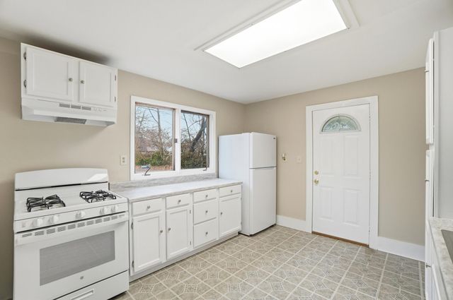 2424-2426 E High Street 2424-2426 E High Street, Springfield, OH 45505