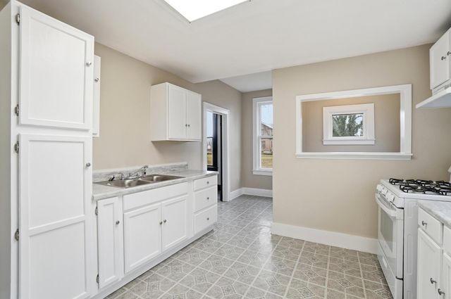 2424-2426 E High Street 2424-2426 E High Street, Springfield, OH 45505