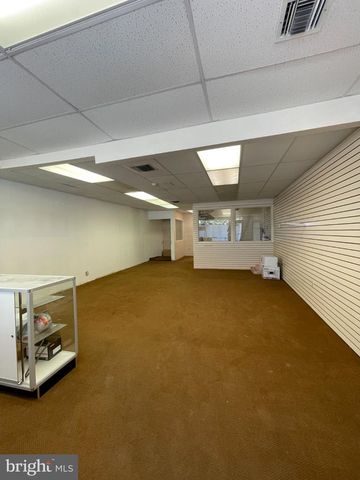 614 SOUTH AVE, Clifton Heights, PA 19018