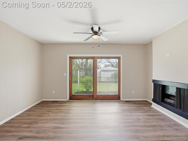8618 Alwardt Drive, Sterling Heights, MI 48313
