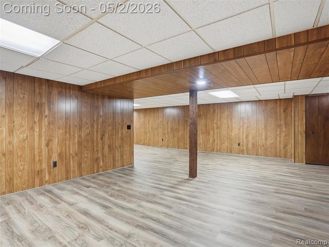 8618 Alwardt Drive, Sterling Heights, MI 48313