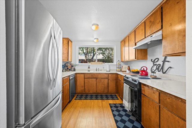 2669 Bradford Way, West Sacramento, CA 95691