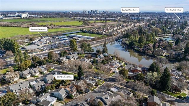 2669 Bradford Way, West Sacramento, CA 95691