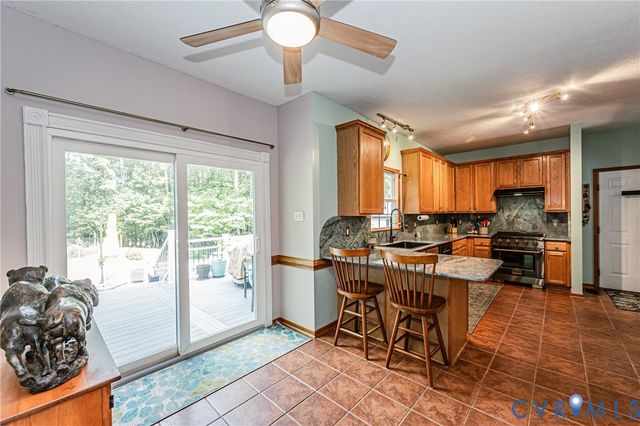 15940 Kentflatts Ln, Lanexa, VA 23089