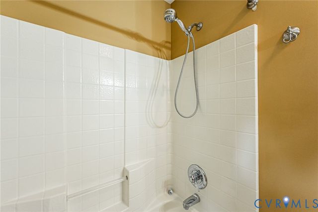 15940 Kentflatts Ln, Lanexa, VA 23089