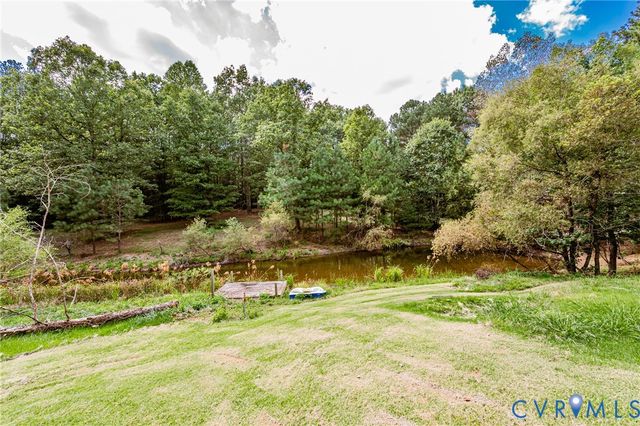 15940 Kentflatts Ln, Lanexa, VA 23089