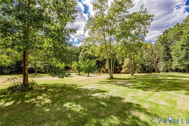 15940 Kentflatts Ln, Lanexa, VA 23089