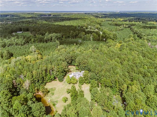 15940 Kentflatts Ln, Lanexa, VA 23089