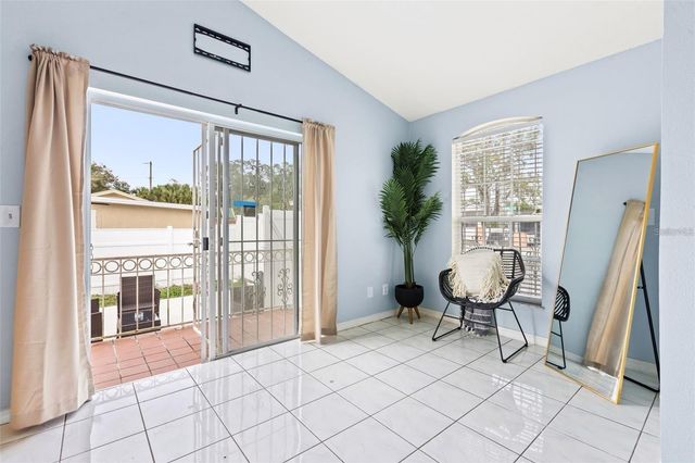 5102 N MACDILL AVENUE, Tampa, FL 33614