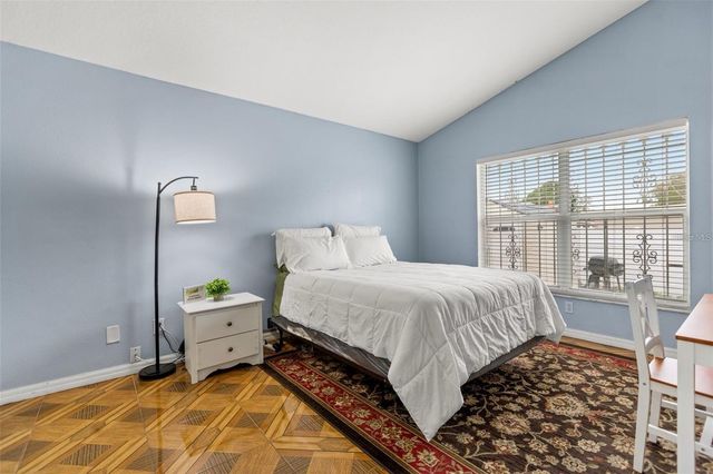 5102 N MACDILL AVENUE, Tampa, FL 33614