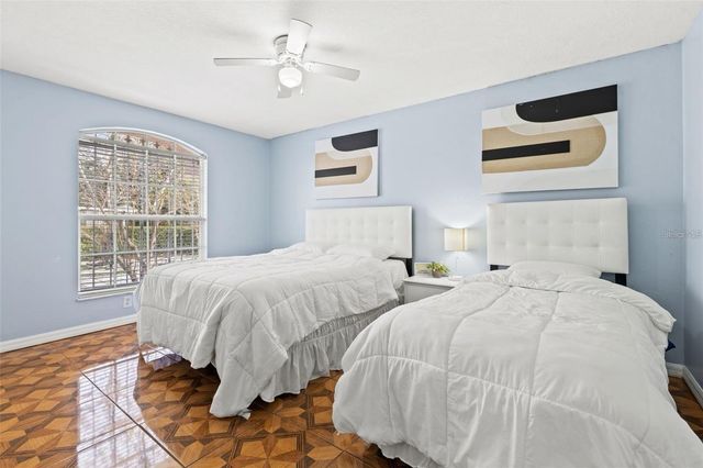 5102 N MACDILL AVENUE, Tampa, FL 33614