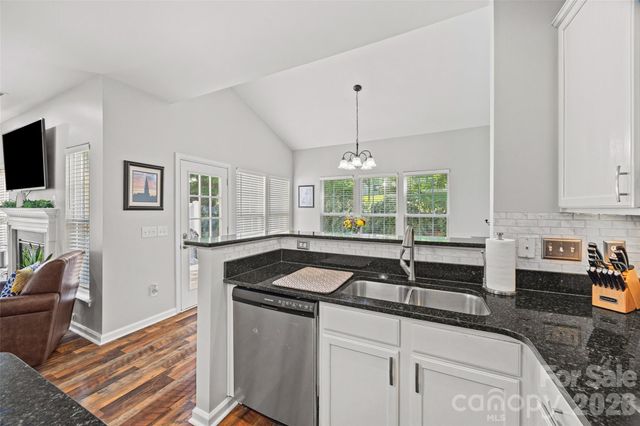 126 Autumn Falls Drive 26, Lake Wylie, SC 29710