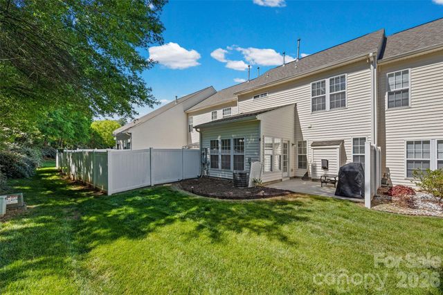 126 Autumn Falls Drive 26, Lake Wylie, SC 29710