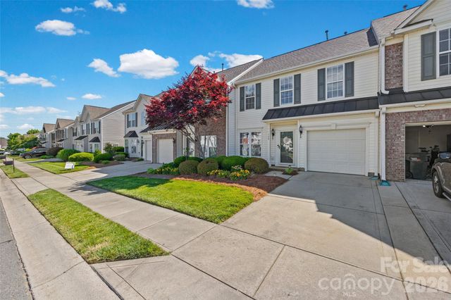 126 Autumn Falls Drive 26, Lake Wylie, SC 29710