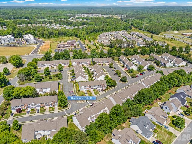 126 Autumn Falls Drive 26, Lake Wylie, SC 29710