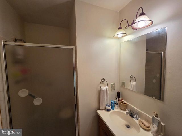 1231 THOMAS JEFFERSON PL, Fredericksburg, VA 22405