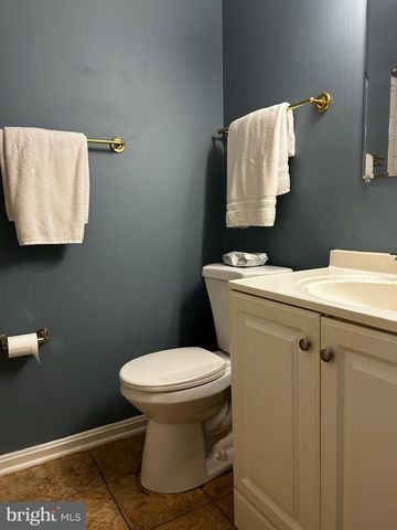 1231 THOMAS JEFFERSON PL, Fredericksburg, VA 22405