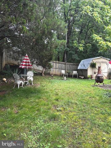 1231 THOMAS JEFFERSON PL, Fredericksburg, VA 22405