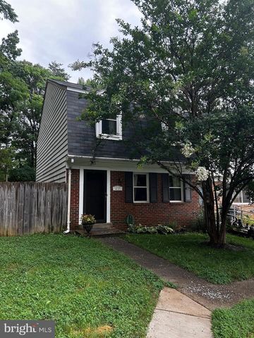 1231 THOMAS JEFFERSON PL, Fredericksburg, VA 22405