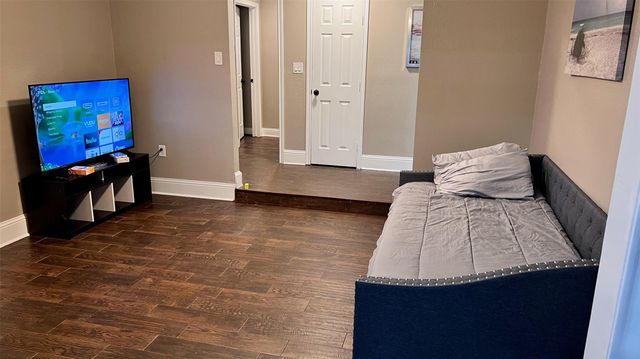 6335 Tall Willow Drive, Houston, TX 77088